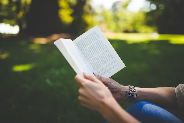 Lire r